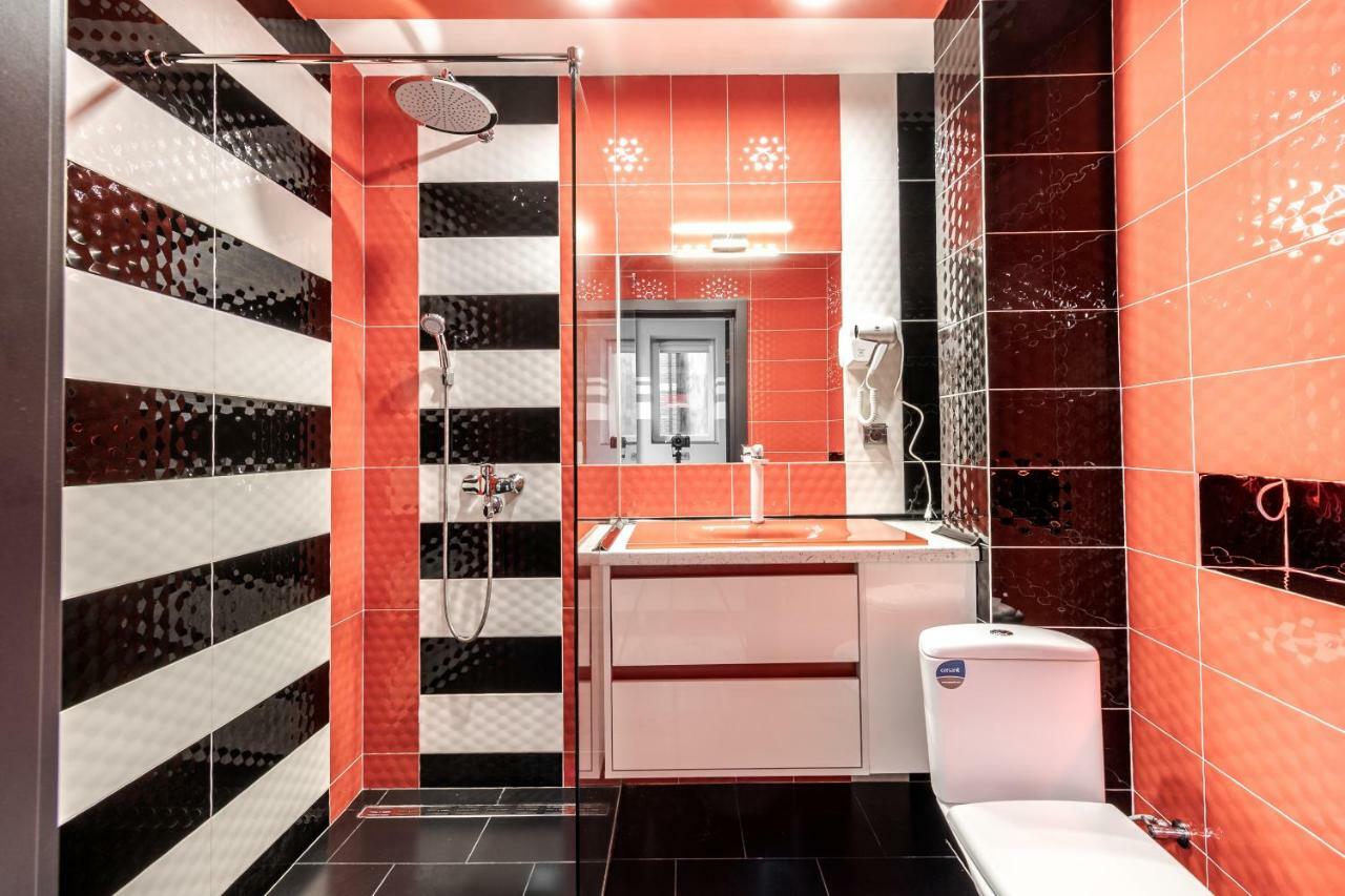 Balabana Red Apartment リヴィウ エクステリア 写真